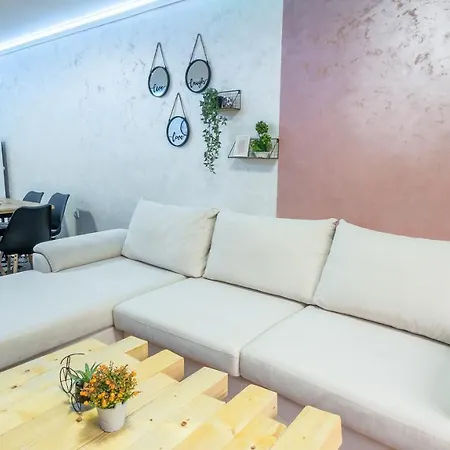 Alpin Wellness & Apartman *